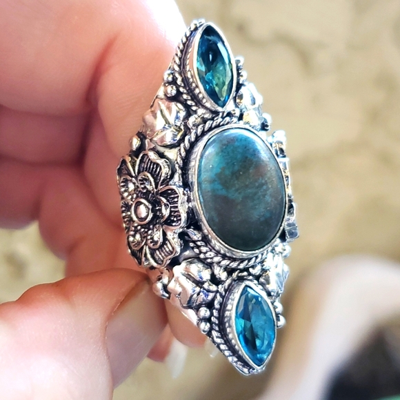 New Chrysocolla and Blue Topaz 925 Silver Statement Ring. - Picture 12 of 12